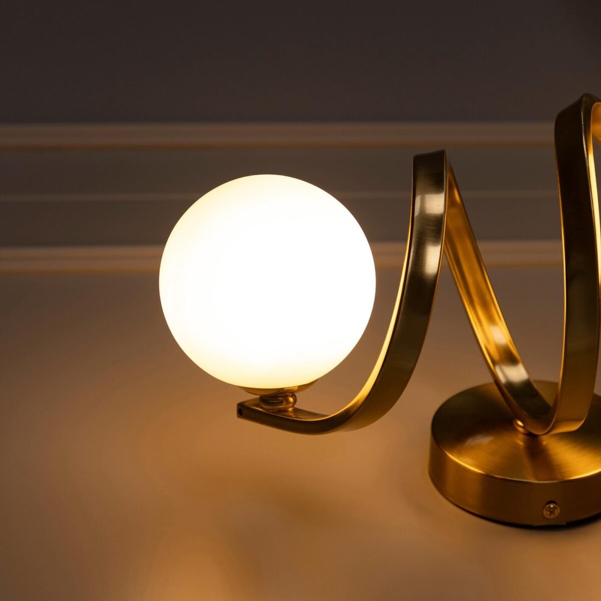 Vanity Wall Light - Image 4