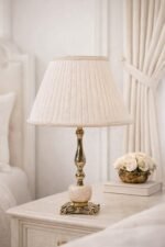 أباجورة نحاس رويال