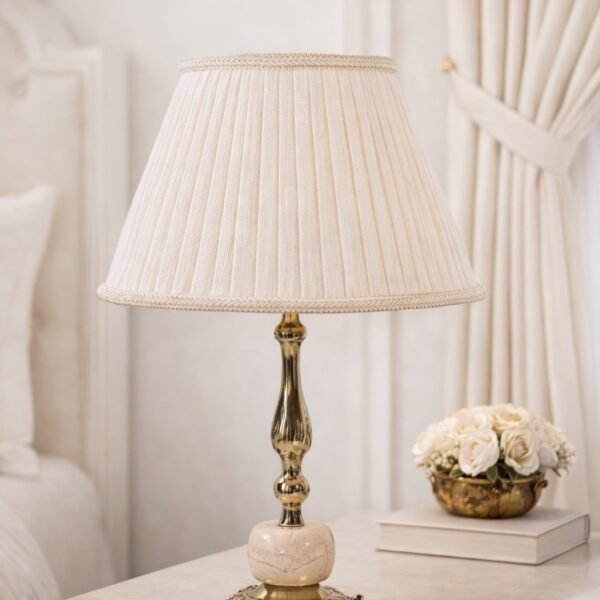 أباجورة نحاس رويال