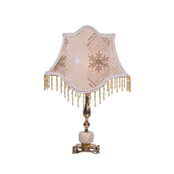 أباجورة نحاس ليس