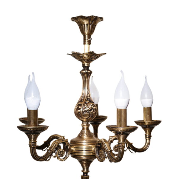 أوثنتيك نوبل شاندلير