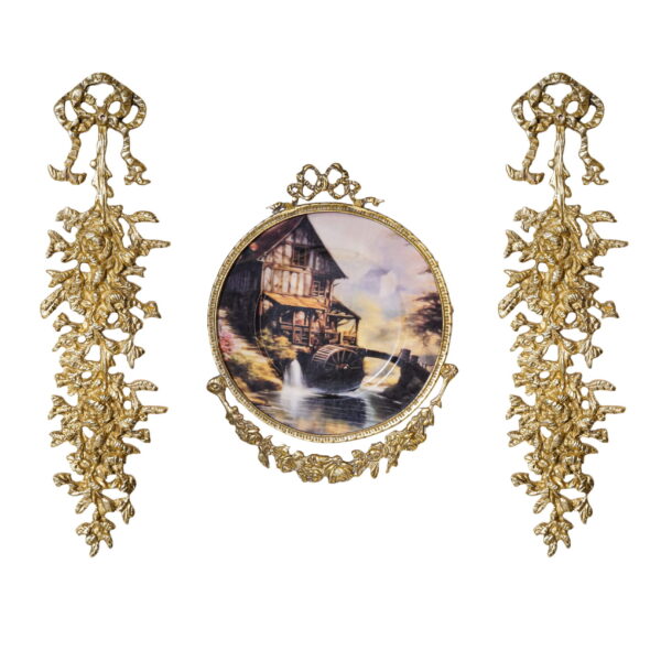 Majestic Chateau Wall Set