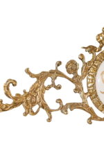 Royal Gilded Crest Pediment - Image 5