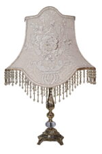 Victorian Rose Guipure Lamp - Image 2