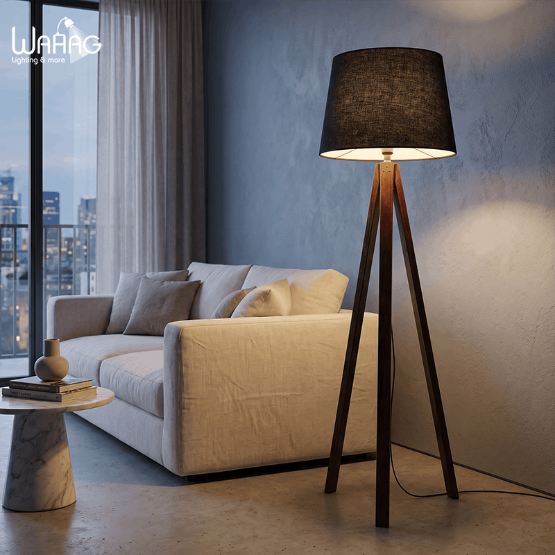 36 (1) The ECLIPSE Floor Lamp - Image 1