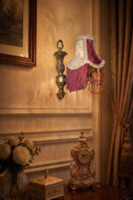 Royal Square Guipure Brass Sconce